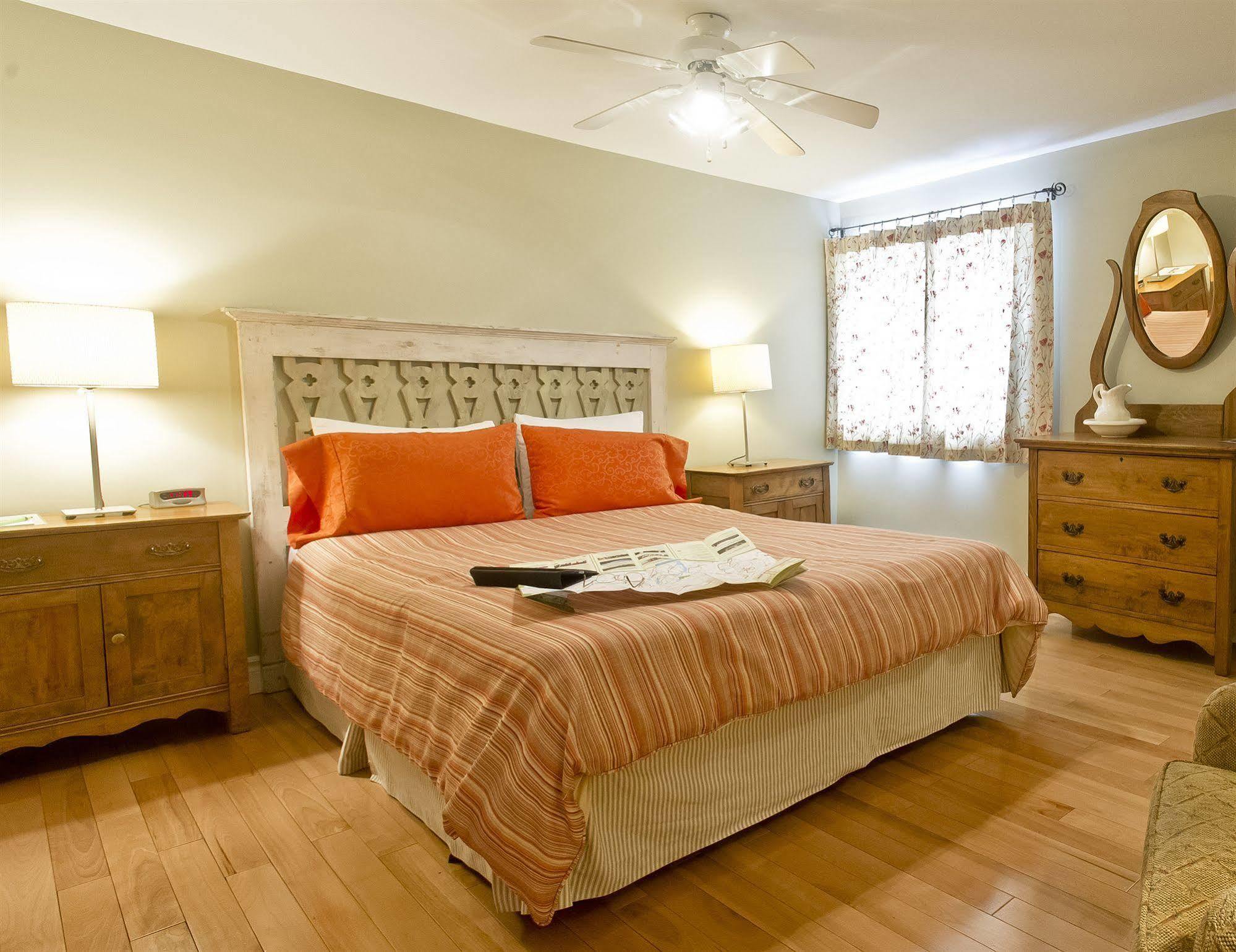 Domaine Jolivent Hotel Lac-Brome Ngoại thất bức ảnh